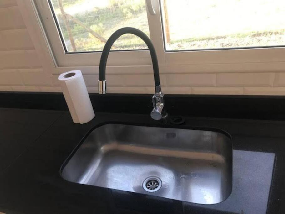 Comoda Casa Con Jardin En Колония дел Сакременто Екстериор снимка